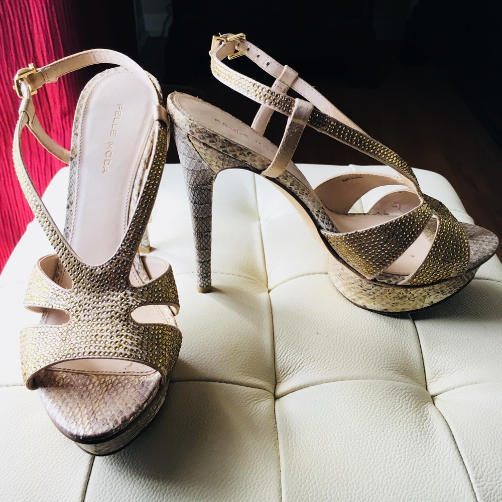 Pelle Moda Gold snake skin heels